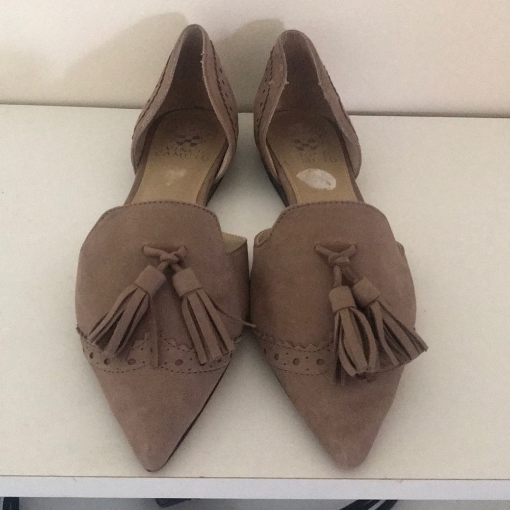 Vince Camuto Co Halley Tassle Flats Size 7 1/2